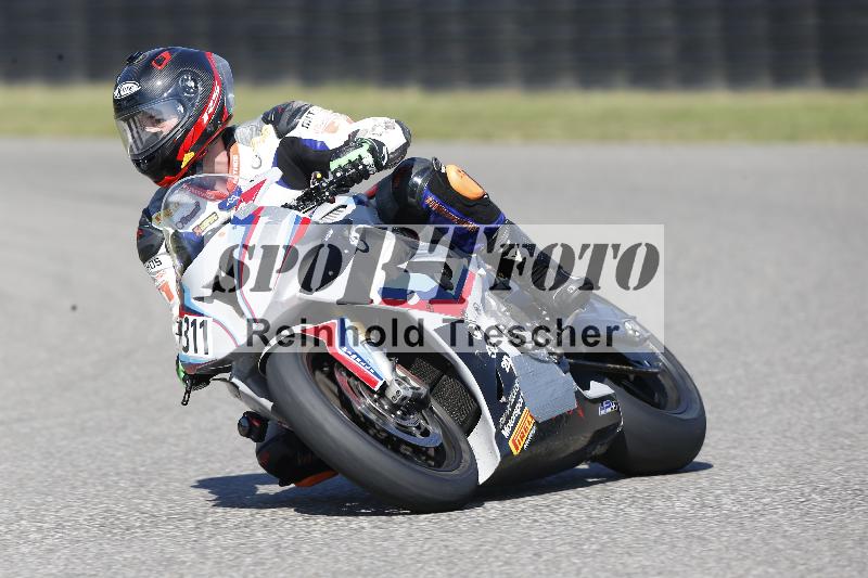 /Archiv-2025/49 26.08.2025 Cornu Master School ADR/rot-rouge/311